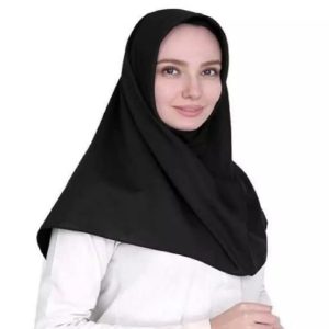 مقنعه مشکی و سفید