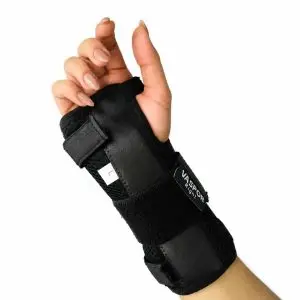 مچ بند اتل دار